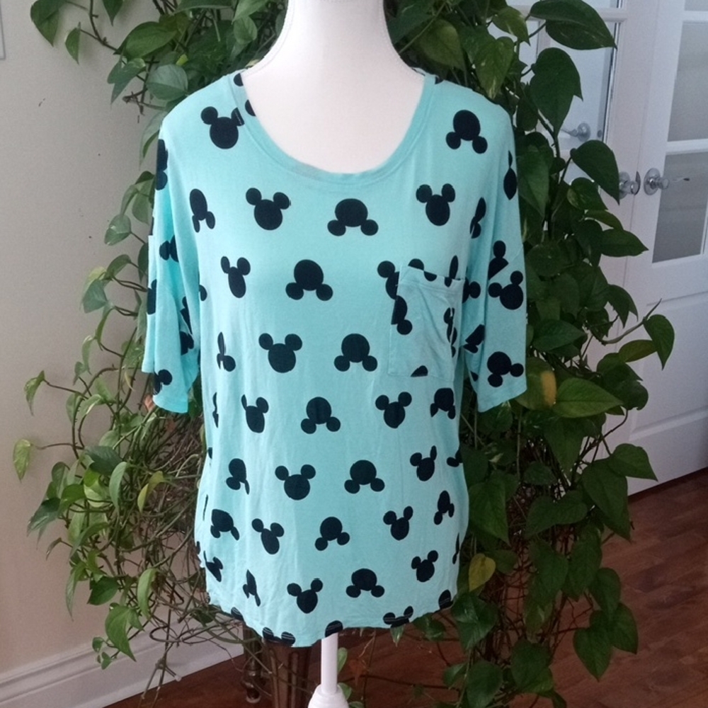 Disney Women's Teal Blue & Black Mickey Mouse Pattern Pocket T Shirt